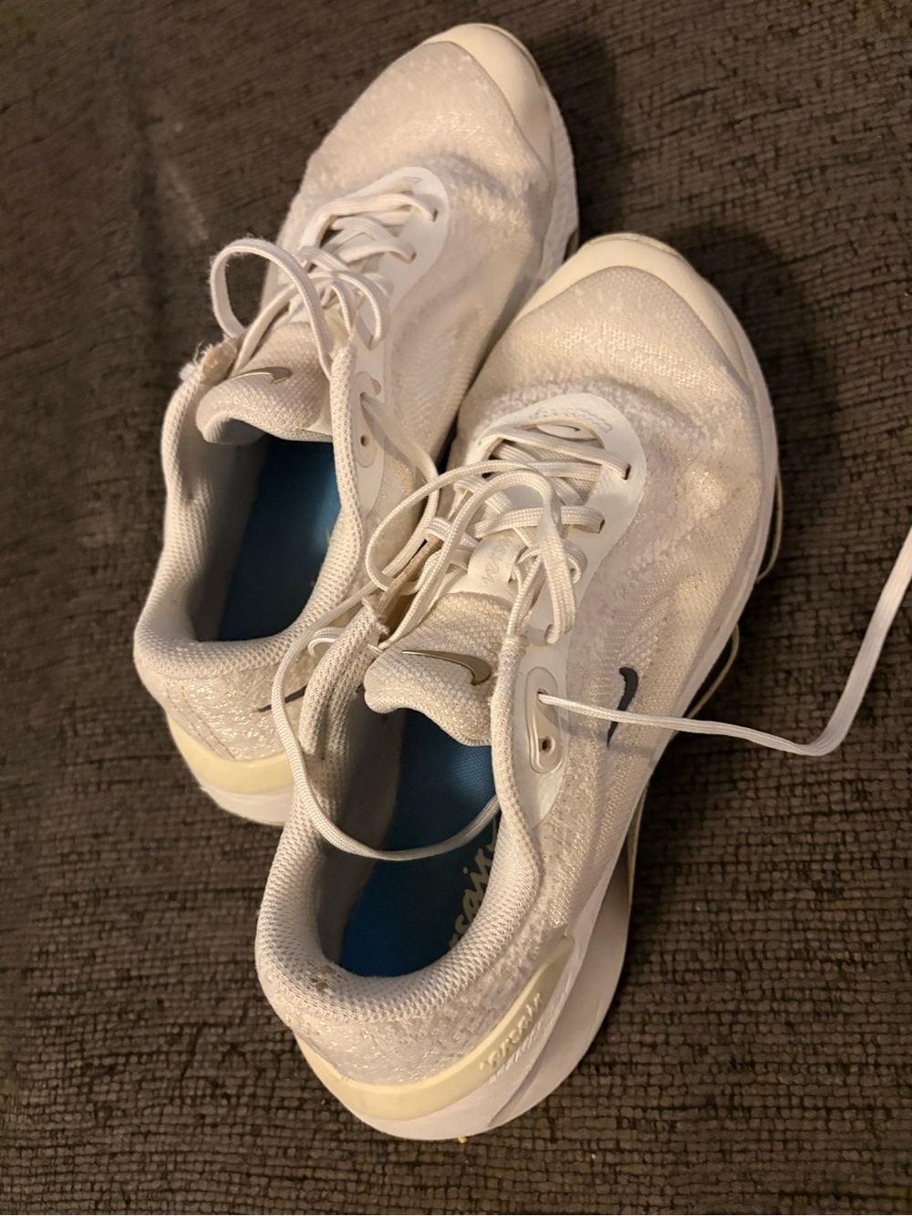 Women’s Nike shoes